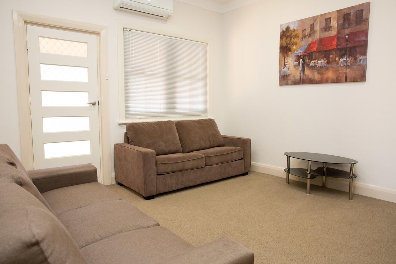 Apartments On Morrow Wagga Wagga Bagian luar foto